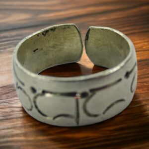 Buddha Mantra Finger Ring