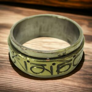 Mantra Spinning Finger Ring