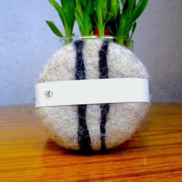 Kali Gandaki Eucalyptus Felted Soap