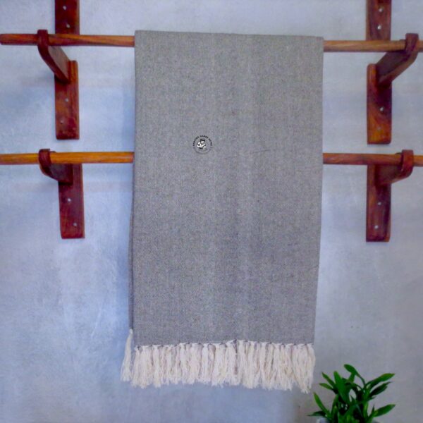 Nepali Snake Dotted Cotton Throw