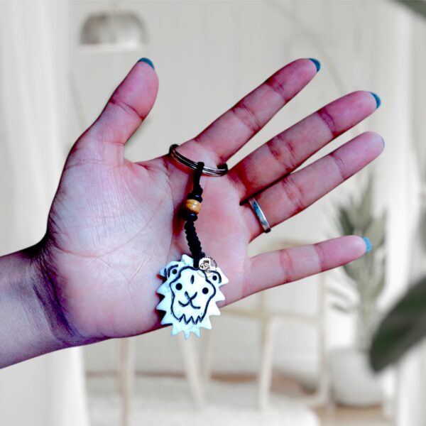 Jungle King Lion Face Key Ring