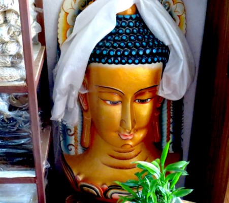 Amazing Hands Nepal - Handcrafted Wooden Mask