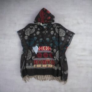 Paisley Flower Woolen Vertical Poncho